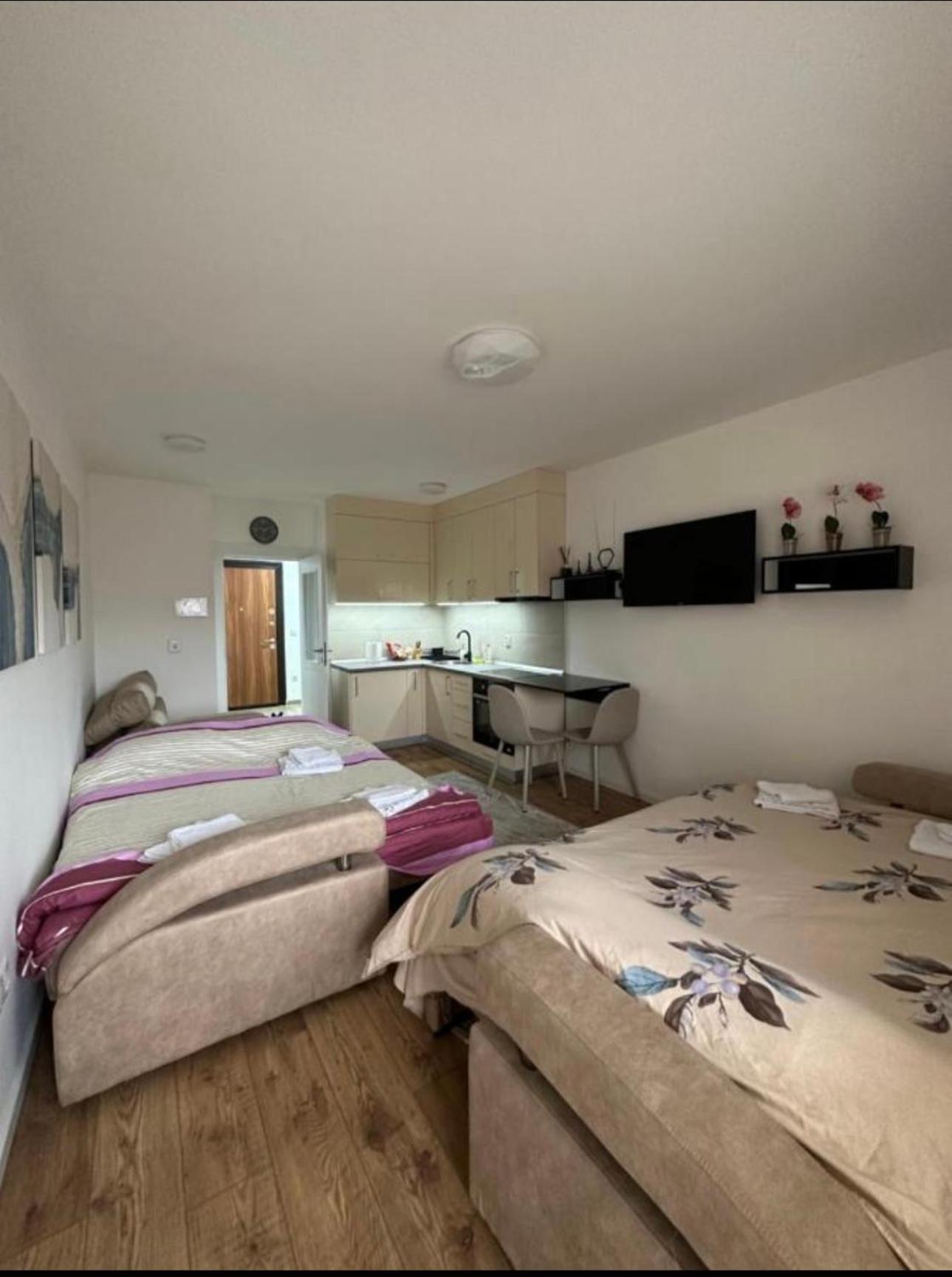 נובי פאזאר Apartmani Imperial מראה חיצוני תמונה